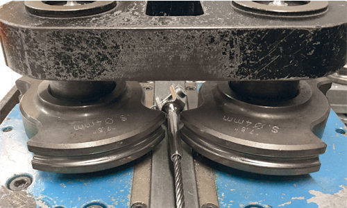 Verpressung-von-Terminals