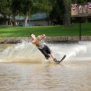 hydroslide-no-fear-wasserski-shaped-wide-track-pic2-action_1920x1920